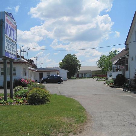 Rosecourt Motel Stratford Exteriör bild